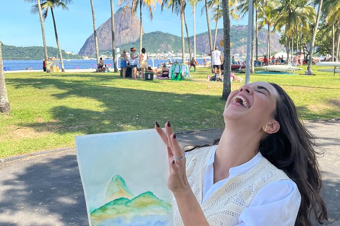 1-hour Watercolor Class with a View of Sugarloaf Mountain - Watercolor in Aterro do Flamengo: why this feels so natural