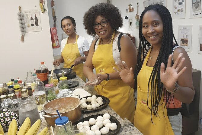 3 Day Food Tour in Rio Cook and Taste Authentic Flavors - Day 2: Cook in Rio traditional kitchen tastings with 33 bites