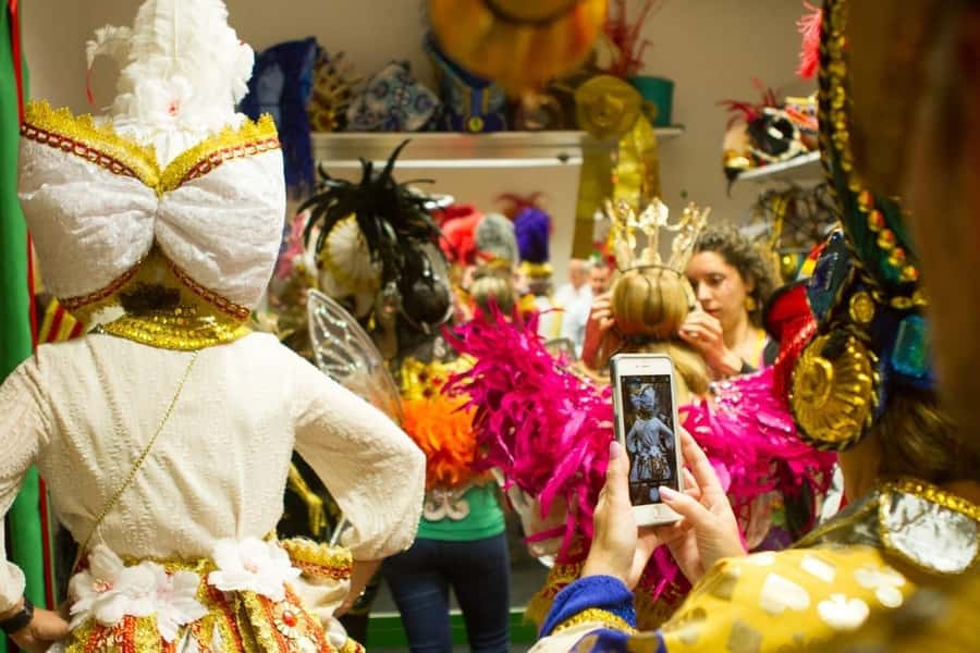 African Culture Tour: Samba and Resistance - Guide style and languages: what to expect from the live explanation