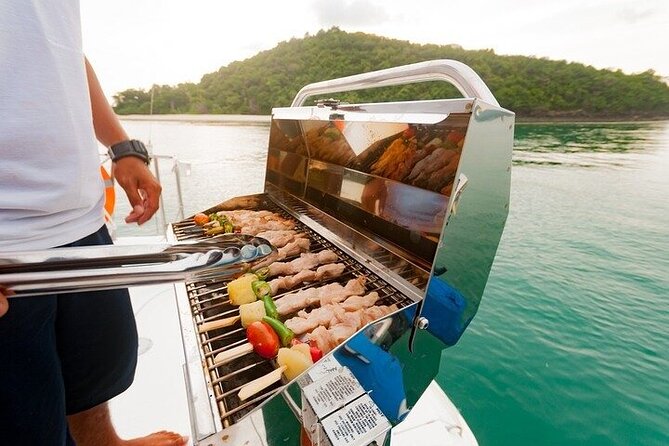 Angra & Ilha Grande From Rio: Boat Tour With Barbecue and Drinks - Private Rio-to-Ilha Grande day: why it feels like a real escape