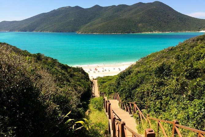 Arraial do Cabo Tour from Rio with Boat Ride and Lunch - Prainhas do Pontal do Atalaia: calm water and color shifts