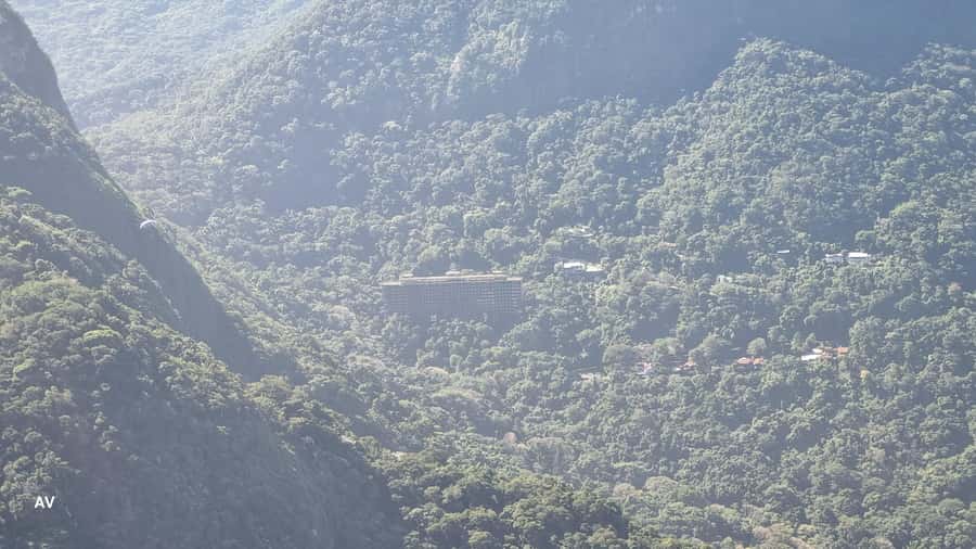 AVenturismo Pedra da Gávea - What to bring so your body is comfortable (not just capable)