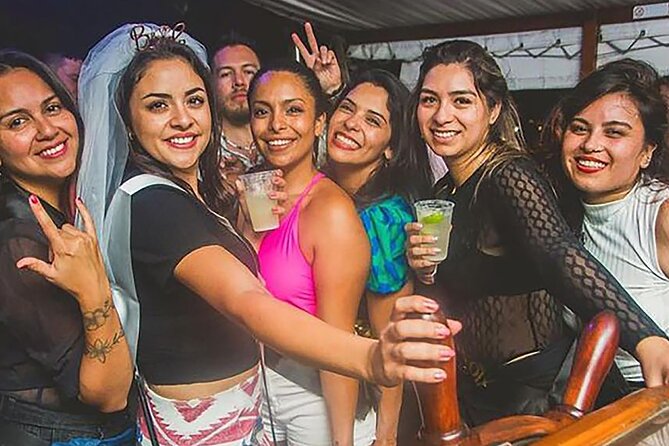 Boat Party in Rio de Janeiro - The 11:30 pm departure and the 4-hour party window