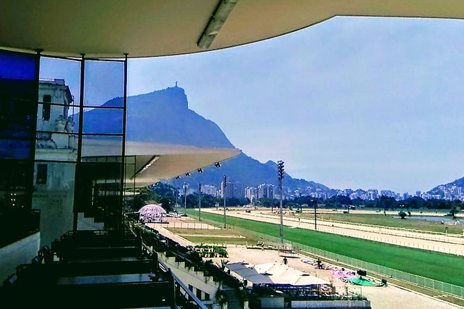 Botanical Garden, a Place of Science, Culture, and Leasure - Jockey Club: Louis XV style, lagoon views, and fast Christ-the-Redeemer sightlines