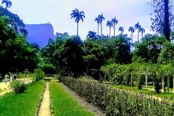 Botanical Garden, a Place of Science, Culture, and Leasure - Group size, guide help, and English-friendly touring