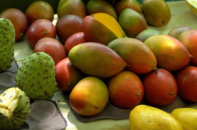 Brazilian Breakfast Cooking Class in Rio: Bake and Blend - Your Instructor, Roberto, and the Kitchen-Story Bonus