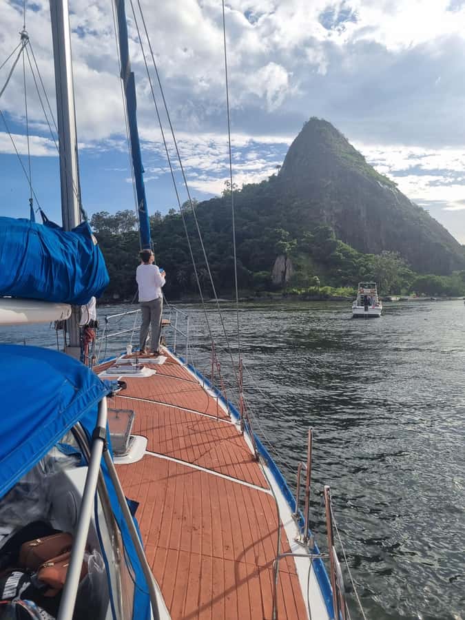 Cariocando de Veleiro no Rio de Janeiro - From Urca to the forts: what the start of the sail feels like