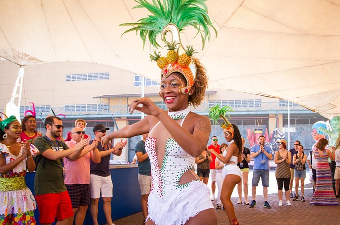 Carnaval Party Tour and Samba Class in Rio with Transfer - What to bring and how to get the most out of the 2-hour experience