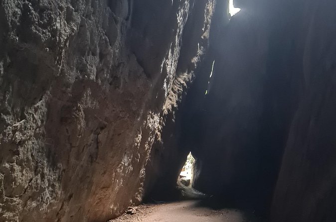 Caves And Waterfalls Tour in Rio de Janeiro - Should you book the Caves and Waterfalls tour with Be Adventure?