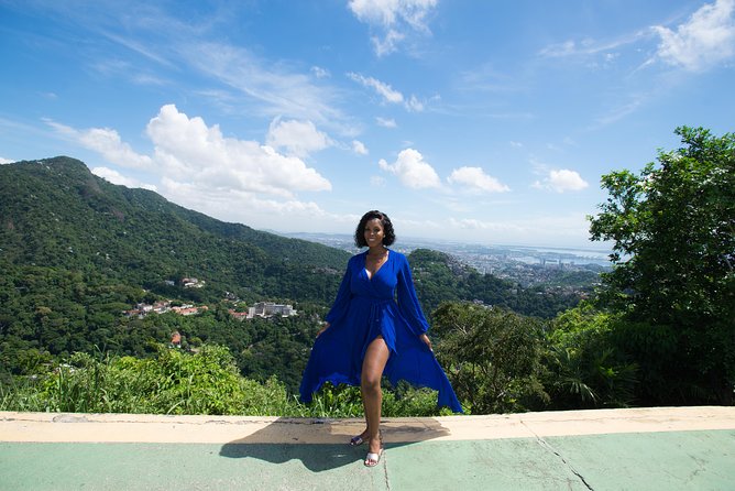 Christ Redeemer Private Tour with a Photographer - Language and comfort: how smoothly it should run