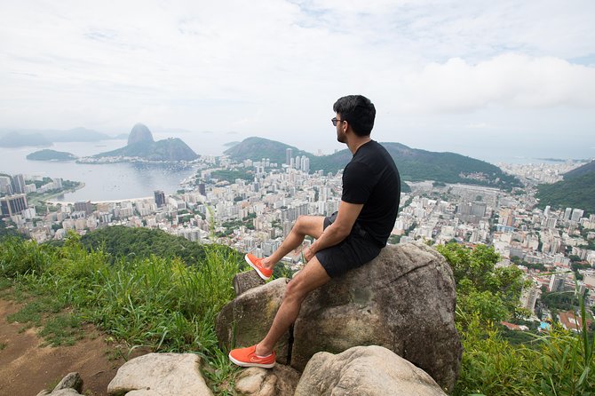 Christ Statue and Sugarloaf Private Tour with a Photographer - Stop 1: Christ the Redeemer Without the Photo Chaos