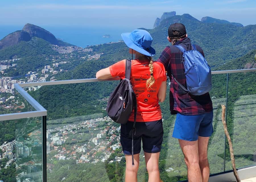 Christ the Redeemer Hiking: Journey to Rio's Iconic Landmark - Wildlife moments: how to improve your odds without guessing
