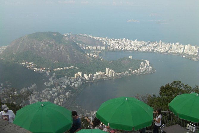 Christ the Redeemer Trail x Lage Park - Tijuca Rainforest on foot: what you notice as the city disappears