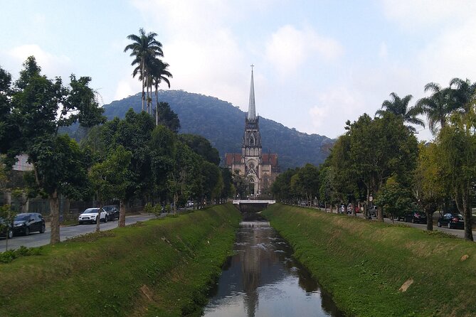 Conheça a montanha imperial mais famosa do Rio! (Petrópolis) - Why Petropolis feels different from Rio
