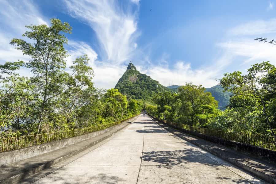 Corcovado, Sugarloaf Mountain, and Selarón Steps 6-Hour Tour - Should you book this Corcovado, Selarón, and Sugar Loaf combo?