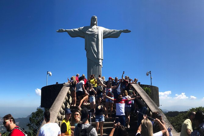 Custom Private City Tour in Rio de Janeiro - Maracanã for Soccer Fans, and for Everyone Who Likes Big Places