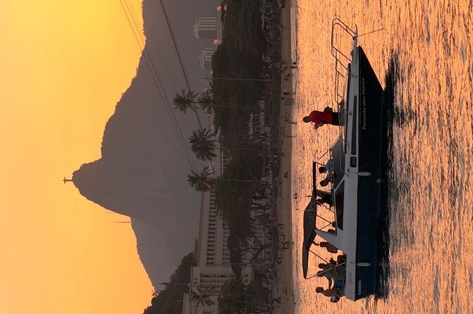 DE Lancha Tour in Rio DE Janeiro with Beer and Snacks - Fortaleza de Santa Cruz da Barra and the fort passes
