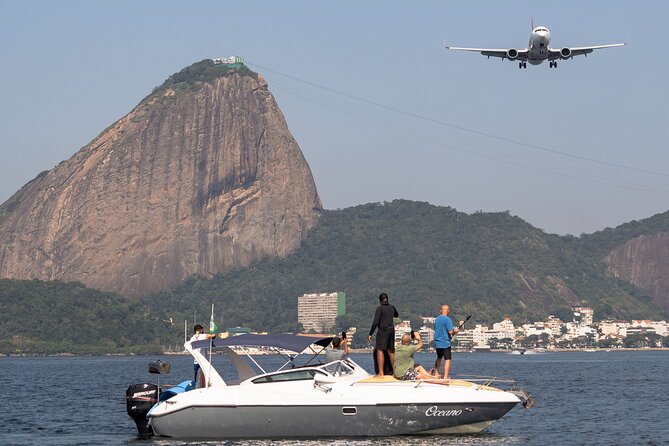DE Lancha Tour in Rio DE Janeiro with Beer and Snacks - Museu de Arte Contemporânea de Niterói stop: quick views, no pressure