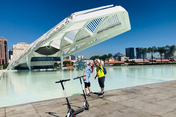 E-Scooter Ride: City Tour - Key highlights at a glance