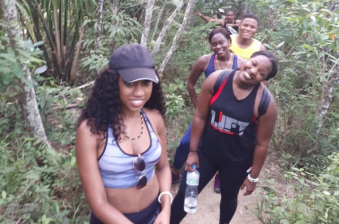 Experience Favela: Two Brothers Hike and Vidigal Tour - Trilha Dois Irmãos (Bico da Pedra): how the hike actually feels