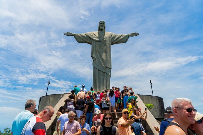 Explore One Day in Rio de Janeiro with Lunch - Selaron Steps and the Metropolitan Cathedral, strong city contrasts