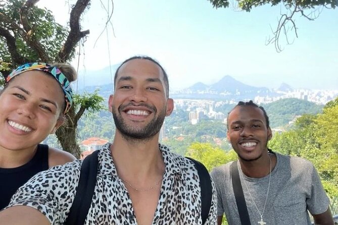 Explore the history and culture of Favela da Rocinha - Key highlights
