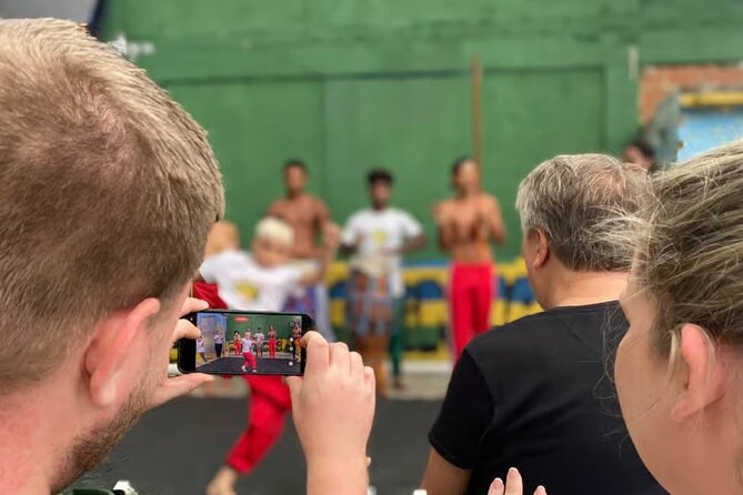 Favela Tour in Rocinha With a Local Guide - Stop 3: Projeto Acorda Capoeira and the role of art