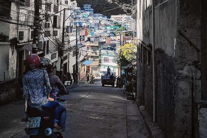 Favela Vidigal Tour and Brazilian Lunch - The Views Route: Rua 25, Rua 14, Pedra da Cruz, and Mirantes