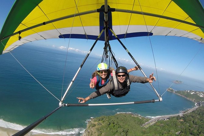 Flight experience DE Asa DE lta in Rio de Janeiro - Entering The Day: São Conrado meeting point, clear timing, small-group vibe