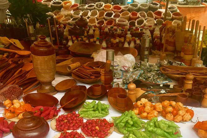 Food Tour Experience in Rio de Janeiro - Private Tour - Lapa arches and downtown Praça Floriano Peixoto: eating while you read the city