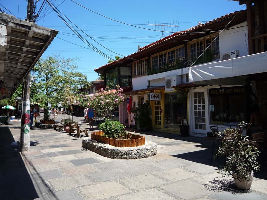 From Rio: Búzios with Boat Tour and Lunch - Lunch in Búzios: included meal, plus the practical things to expect