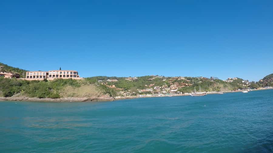 From Rio de Janeiro: Búzios Full-Day Boat Tour - Cruise past the main beaches, with three planned swim breaks