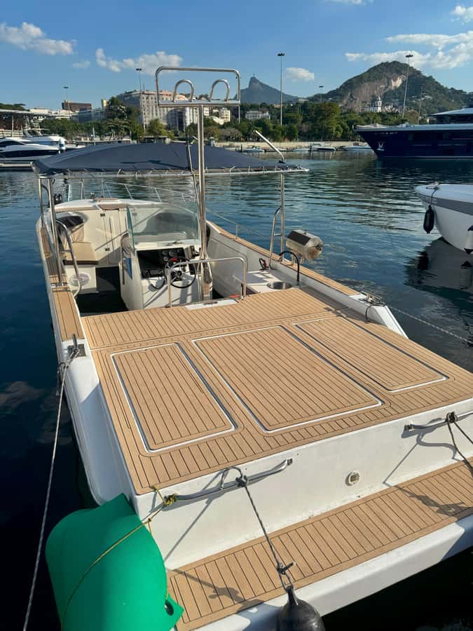 From Rio de Janeiro: Private Speedboat Tour - Meeting point at Marina da Glória: arrive early and get settled