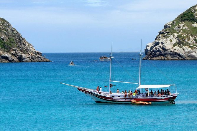 Full-Day Arraial do Cabo Tour with Lunch from Rio de Janeiro - Beach Stop 1: Prainhas do Pontal do Atalaia for a first swim hit