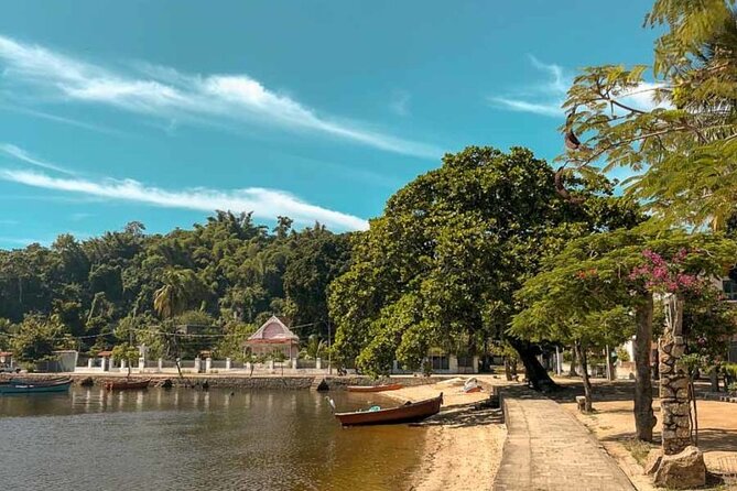 Full-Day Guided Tour of Ilha de Paquetá with Pick Up - Ilha de Paquetá: a quiet reset from Rio