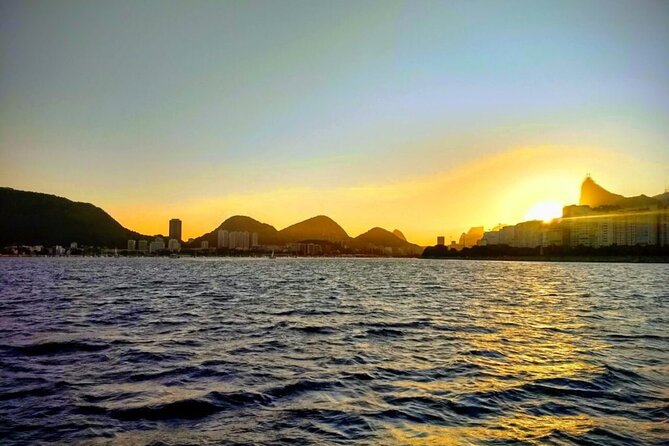Guanabara Bay Catamaran Tour in Rio de Janeiro with Transfer - Price and value: is $80 a good deal for this kind of Rio view?