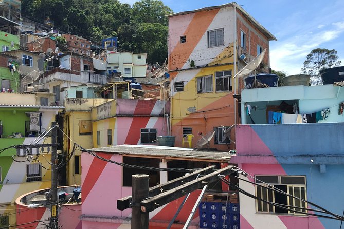 Guided Tour to the Favela DE Santa Marta - Who should book this Favela Dona Marta tour