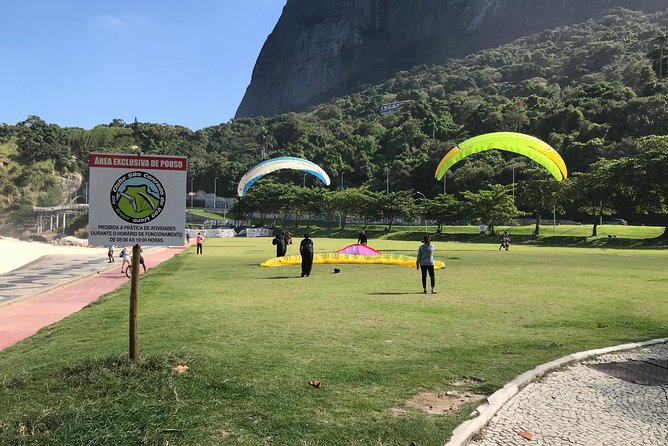 Hang Gliding and Paragliding in Rio de Janeiro - Hang Gliding and Paragliding: What You Get From a Shared Session