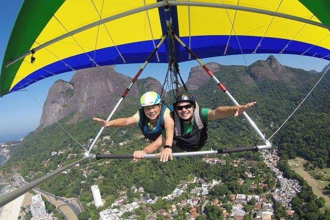 Hang gliding in Rio de Janeiro - Photos and video included, plus optional upgrades that look great
