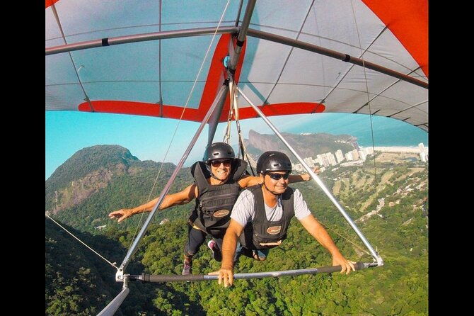 Hang Gliding or Paragliding Package experience in Rio - Stop 3: Rio de Janeiro From Above the City