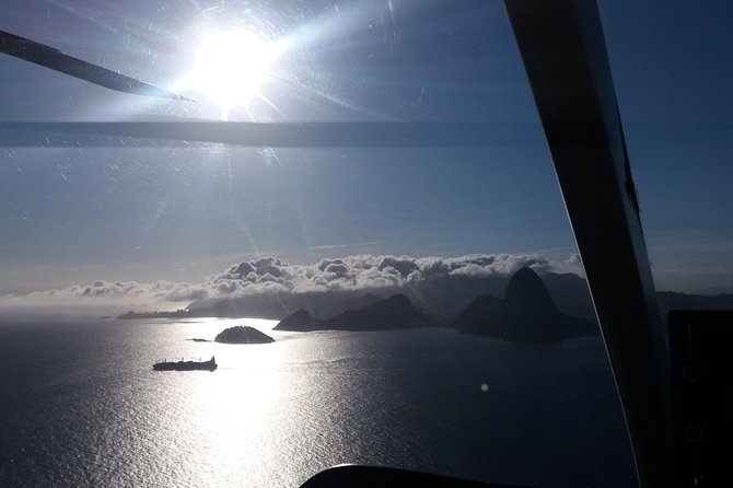 Helicopter Flight - Wonderful City - RJ (Private Flight - 4 people) - Praia Vermelha and Mureta da Urca: A Quieter Shore Under Sugarloaf