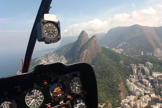Helicopter Ride for 25 to 30min with Transfer service - What it’s really like in a helicopter with up to four passengers