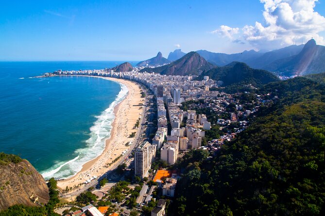 Helicopter Tour in Rio de Janeiro - 20 minutes - The Tijuca Forest overflight and Alto da Boa Vista: the city’s big green core