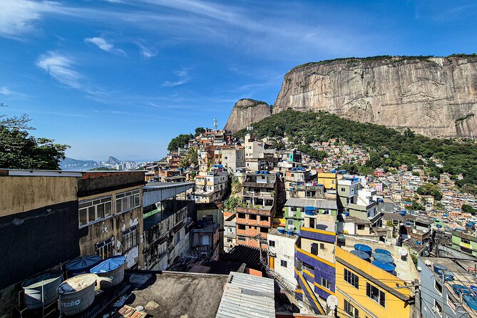 Jeep'n'Culture: Rocinha Favela and Tijuca Rainforest Tour - Guide Quality Makes a Big Difference