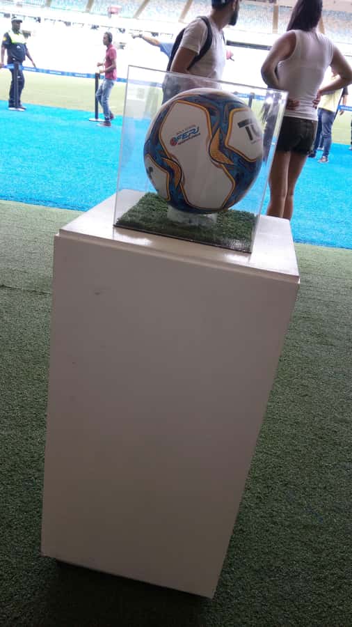 #Maracanã - Price and Real Value: The $32 Base Rate Plus the R$180 Cash Requirement