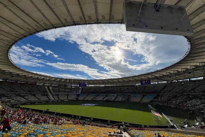 Maracanã Matchday Tour - Ticket + Guide + Transfer - Meeting Up, Getting Oriented, Then Going In