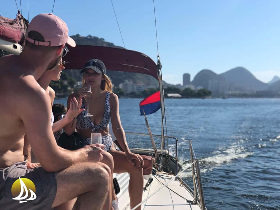 Morning Sailing Tour in Rio - Boa Viagem Island in Niterói: a different side of Rio