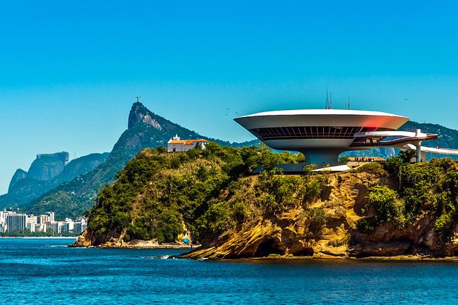 Museums of Modern and Contemporary Art in Rio and Niteroi - Stop 1: Museu de Arte Moderna do Rio (MAM) in Flamengo Park