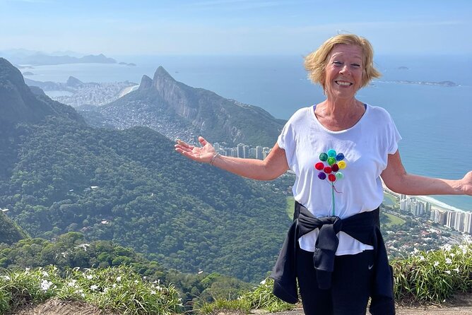 Nascer do sol no Morro dois Irmãos - Getting to the trail, transport options that keep your morning moving