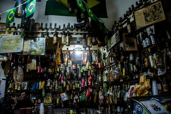 Nightlife of Rio as a Local Tour - Getting picked up and moving like you mean it